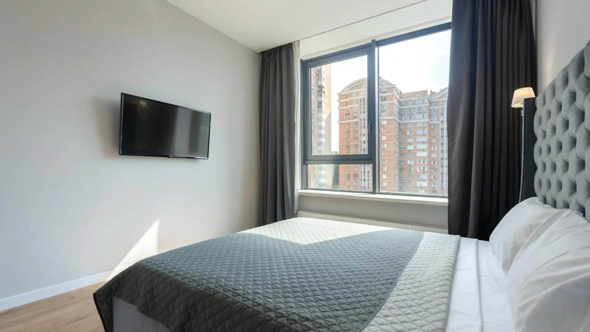 Petrovdom Apartments 10-77 In Rc Tetris Hall, Dilova 1-2 Kiev
