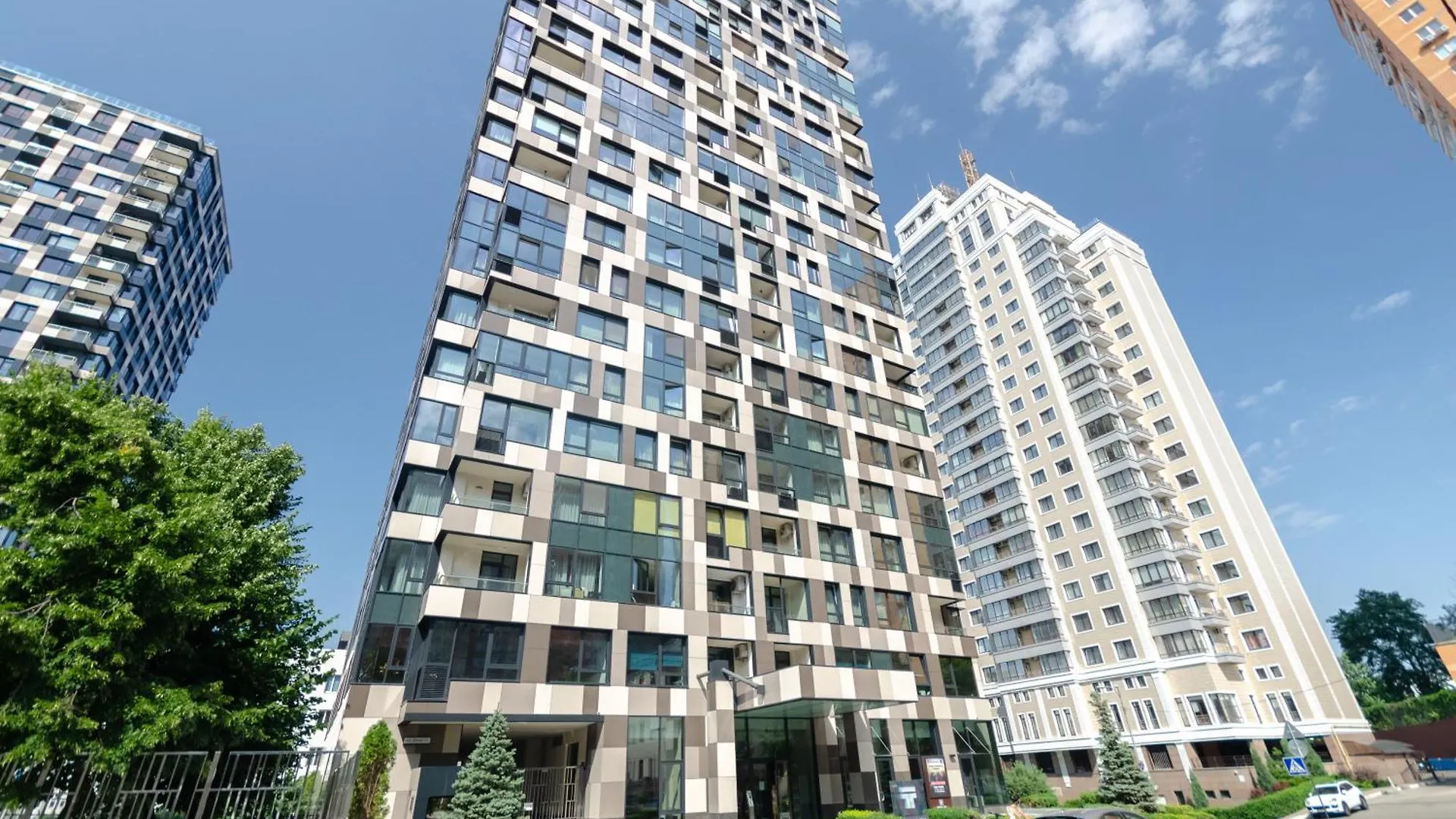 Petrovdom Apartments 10-77 In Rc Tetris Hall, Dilova 1-2 Kiev