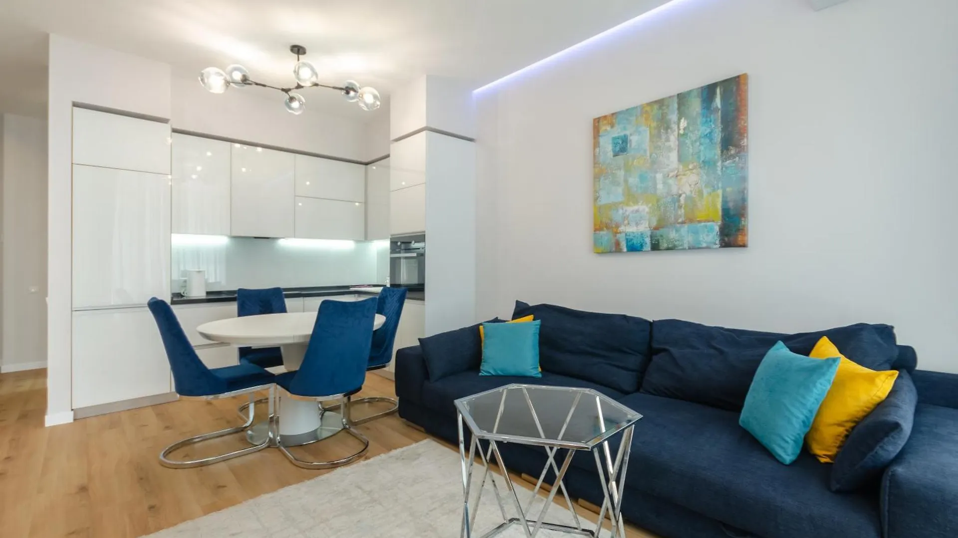 Petrovdom Apartments 10-77 In Rc Tetris Hall, Dilova 1-2 Kiev